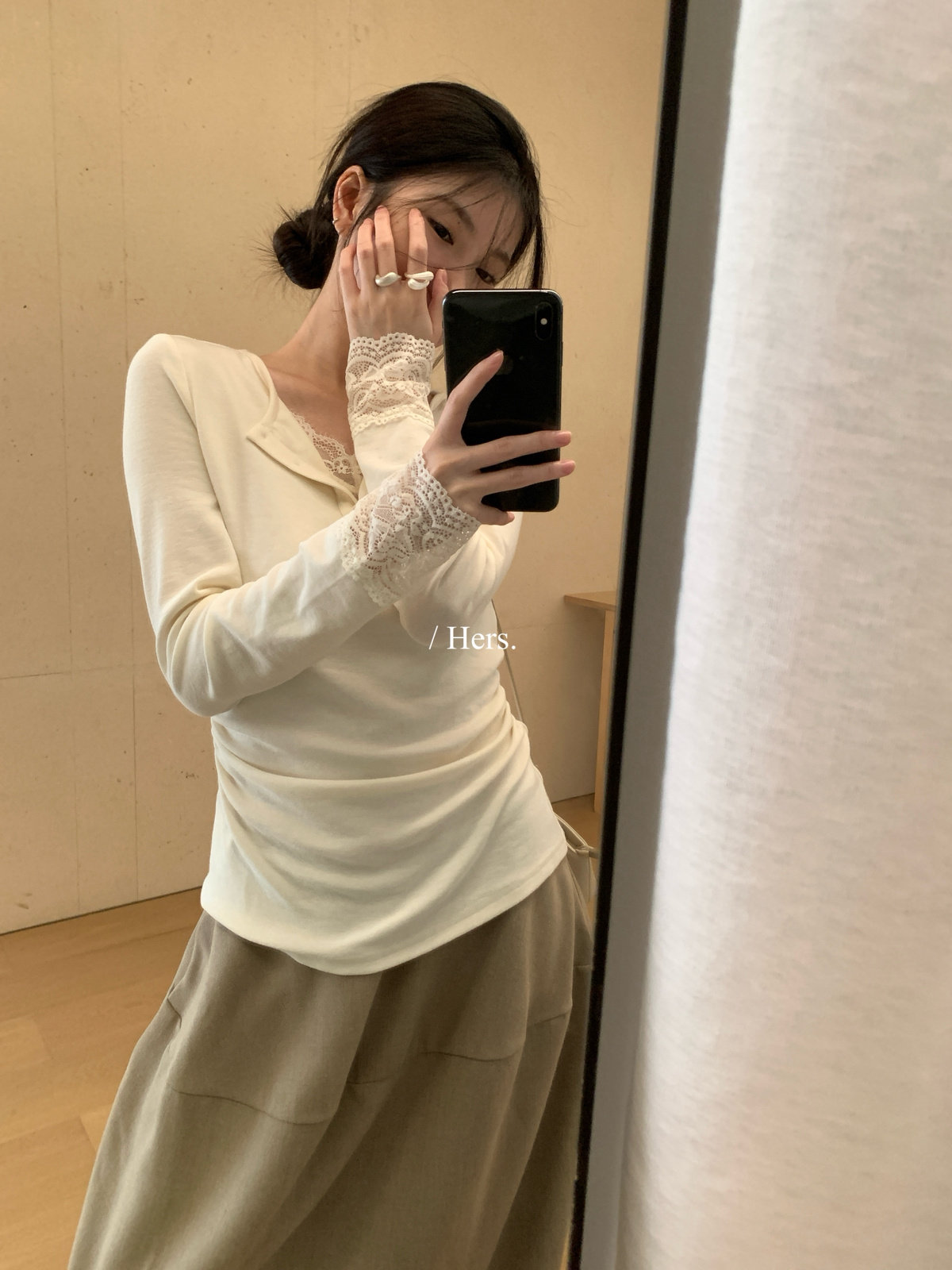 Hers蕾丝假两件纯色拼接气质小衫