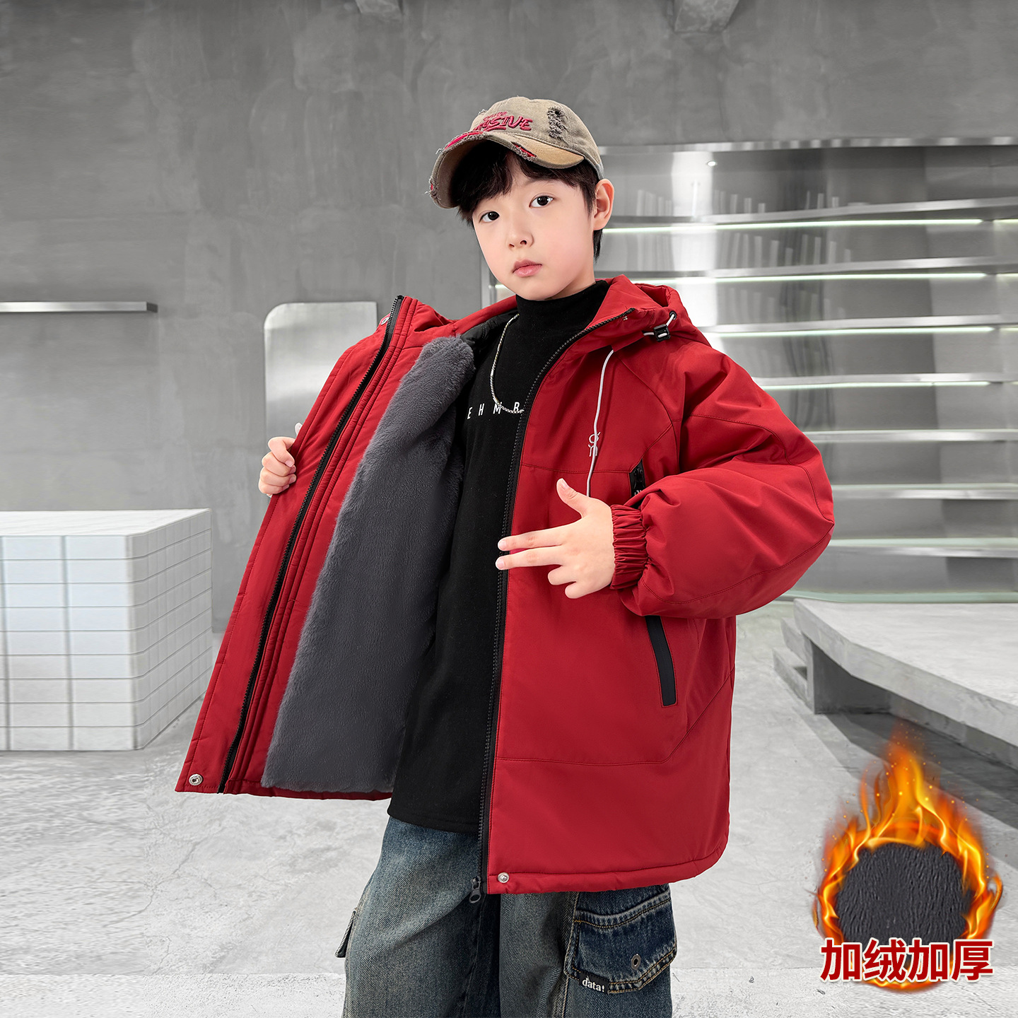 男童秋冬款外套加绒加厚2025新款冬装棉衣儿童男孩红色帅气派克服