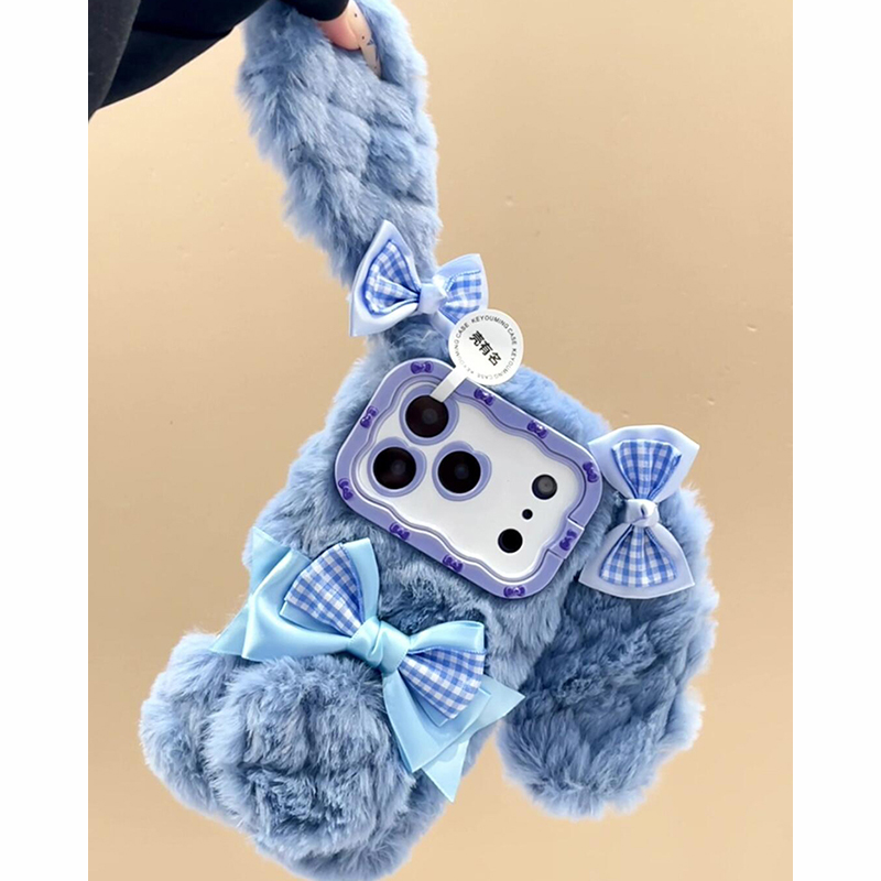 欧略 秋冬款毛绒蓝菱格长耳朵兔子适用苹果17promax手机壳15新款iPhone16超好看14小众13防摔保护套17pro女款