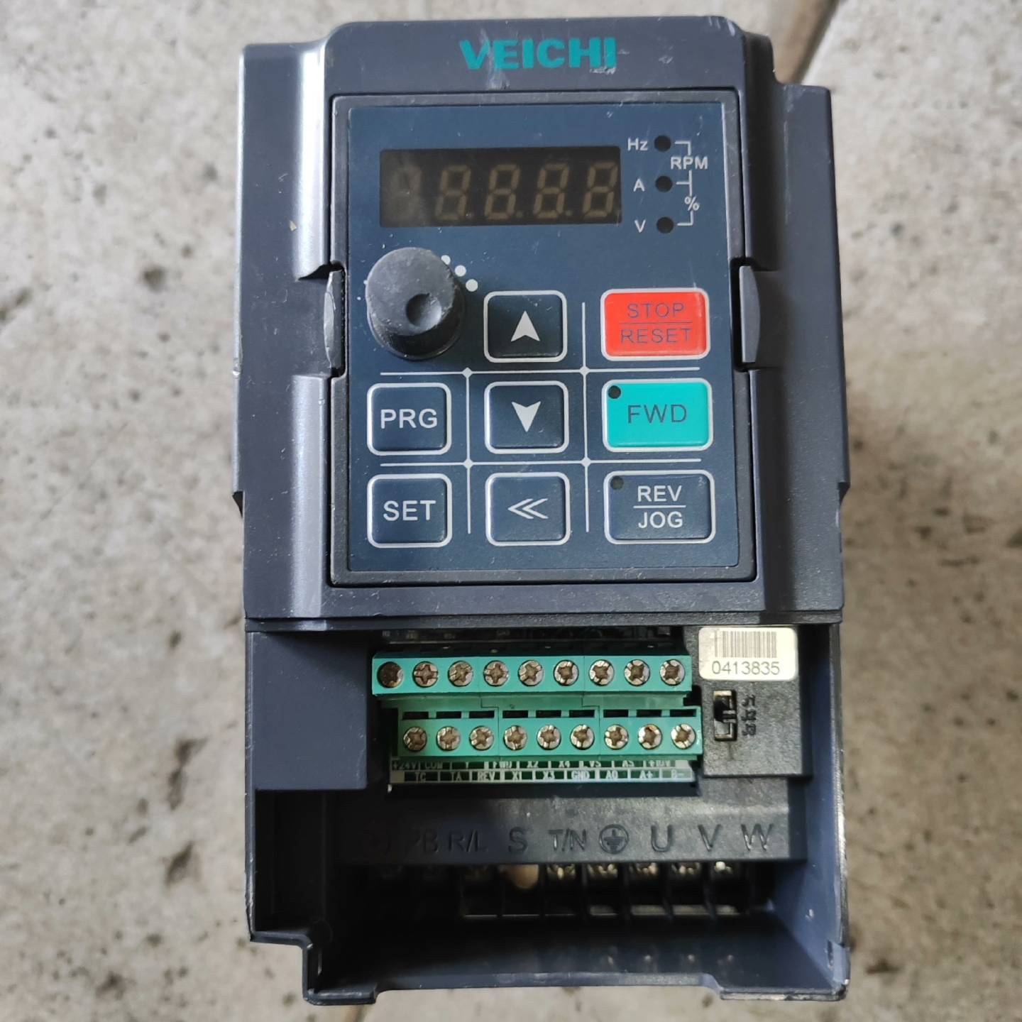 可维修伟创变频器AC60E-S2-R75G 0.75KW 220V议价 - 实物图
