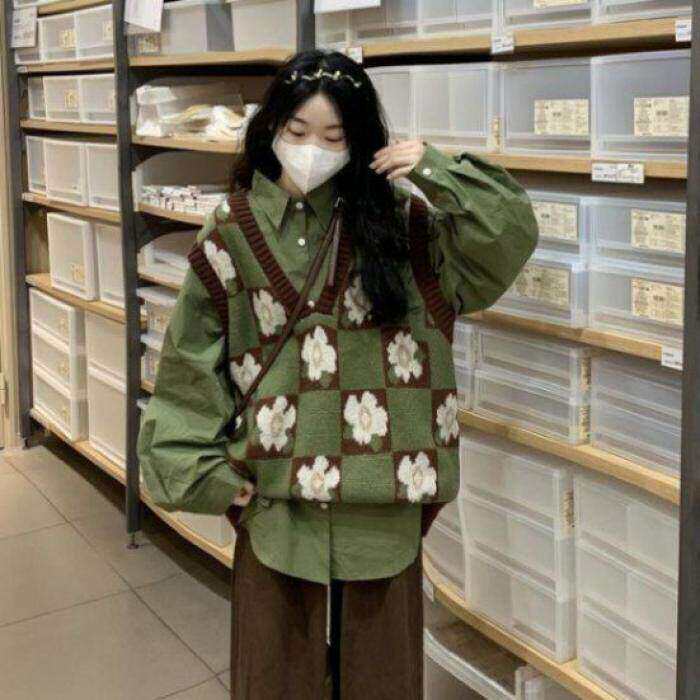 两件套装甜美日系小花拼色叠穿针织毛衣马甲背心女学生绿色衬衫