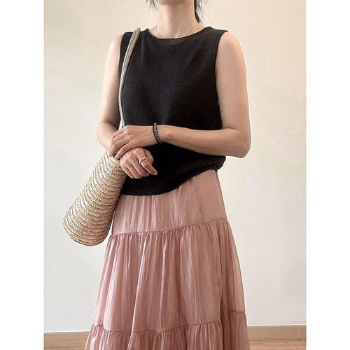 简约百搭减龄显瘦圆领针织背心女