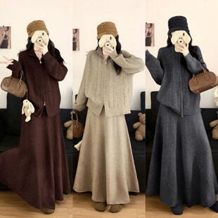 气质裙子套装 秋冬2025新款 小香风针织毛衣两件套 大码 新年战袍法式