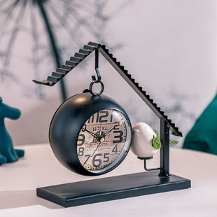 简约钟表北欧个性 创意静音闹钟摆件台式 小表桌面床头座钟台钟时钟