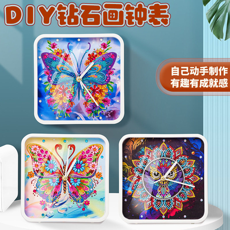 新款跨境圣诞系列钻石画diy钟表材料包 异形钻水晶满钻石英挂钟