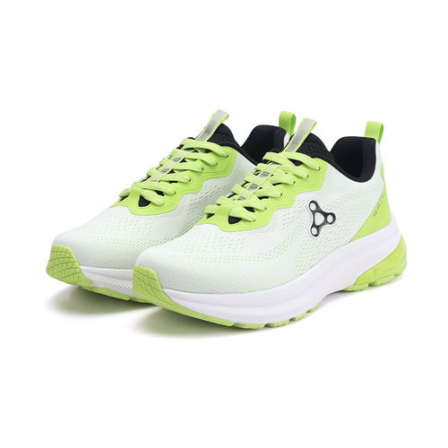 采用黑科技材料，超好缓震跑步鞋