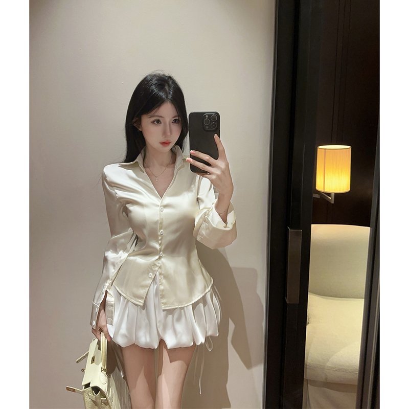 纯欲性感露背蕾丝拼接长袖时尚气质V领衬衫花苞裙裤女时尚套装