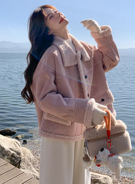 粉色皮毛一体羊羔毛外套女简约风翻领短款保暖棉服中老年轻薄漂亮