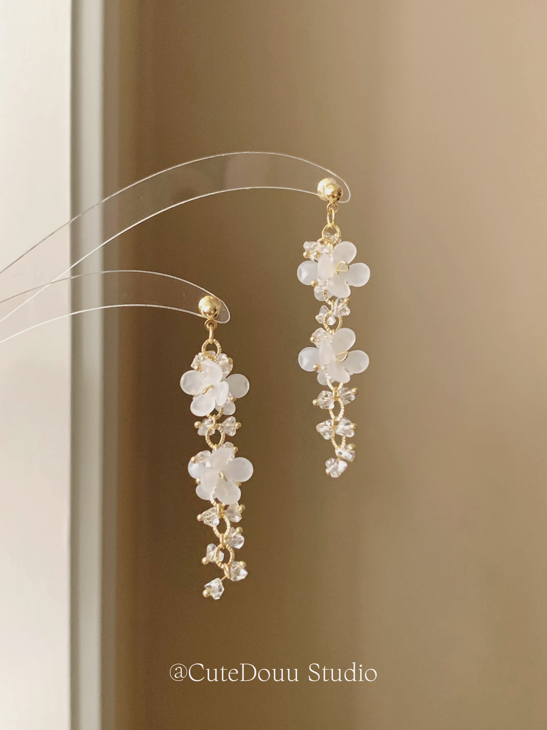 CuteDouu棠梨煎雪水晶串珠耳钉