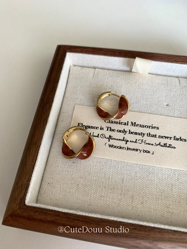 复古暖调质感棕色滴釉耳扣