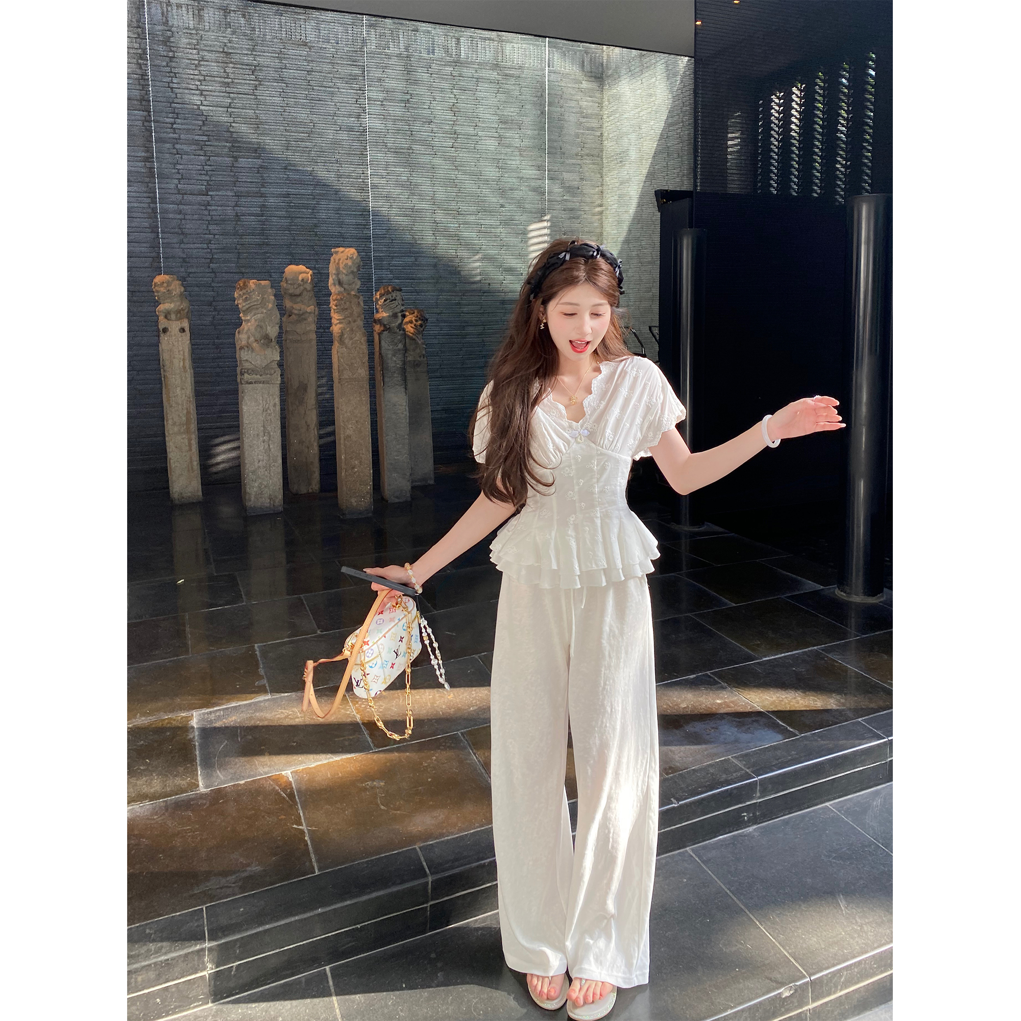 GA盈瓷 氧气冰凉神裤女夏季独特慵懒风宽松直筒裤白色轻薄休闲裤