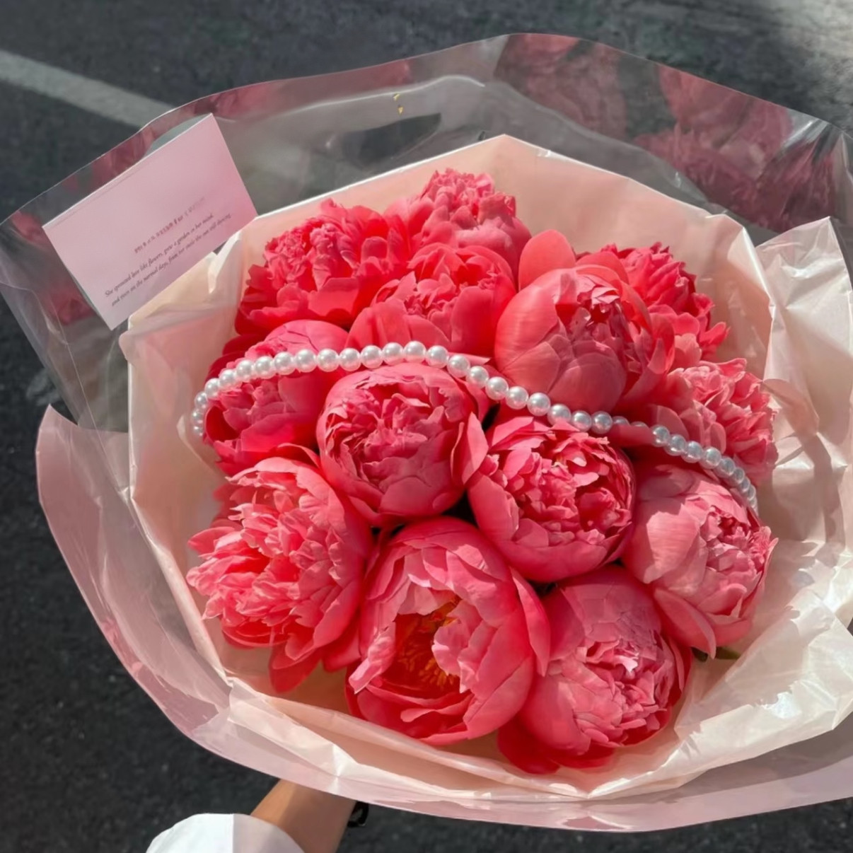 母亲节青岛武汉南京威海康乃馨玫瑰芍药花束同城生日鲜花同城速递