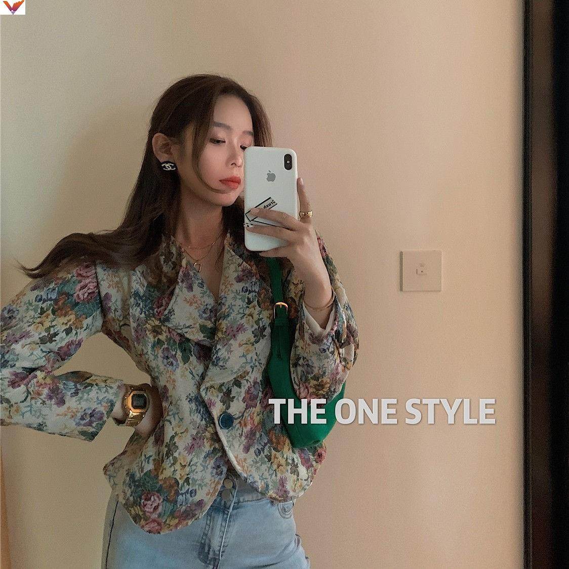 复古碎花短款外套女2020秋季新款韩版收腰气质西服长袖上衣女ins在类目 模玩/动漫/周边/cos/桌游, Cosplay服饰/道具/服务, Cosplay女装中 - 来自Buy2taobao.com提供专业的淘宝代购服务