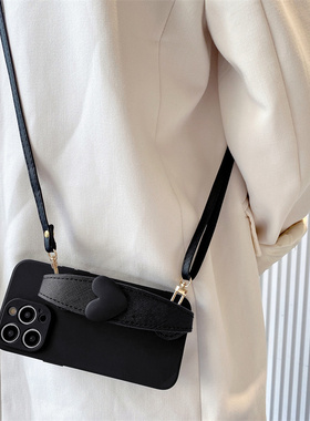 黑色爱心腕带适用苹果17promax手机壳iphone16pro斜挎15pro挂绳13支架12背带14pro挂链xsmax/xr女8plus防摔套