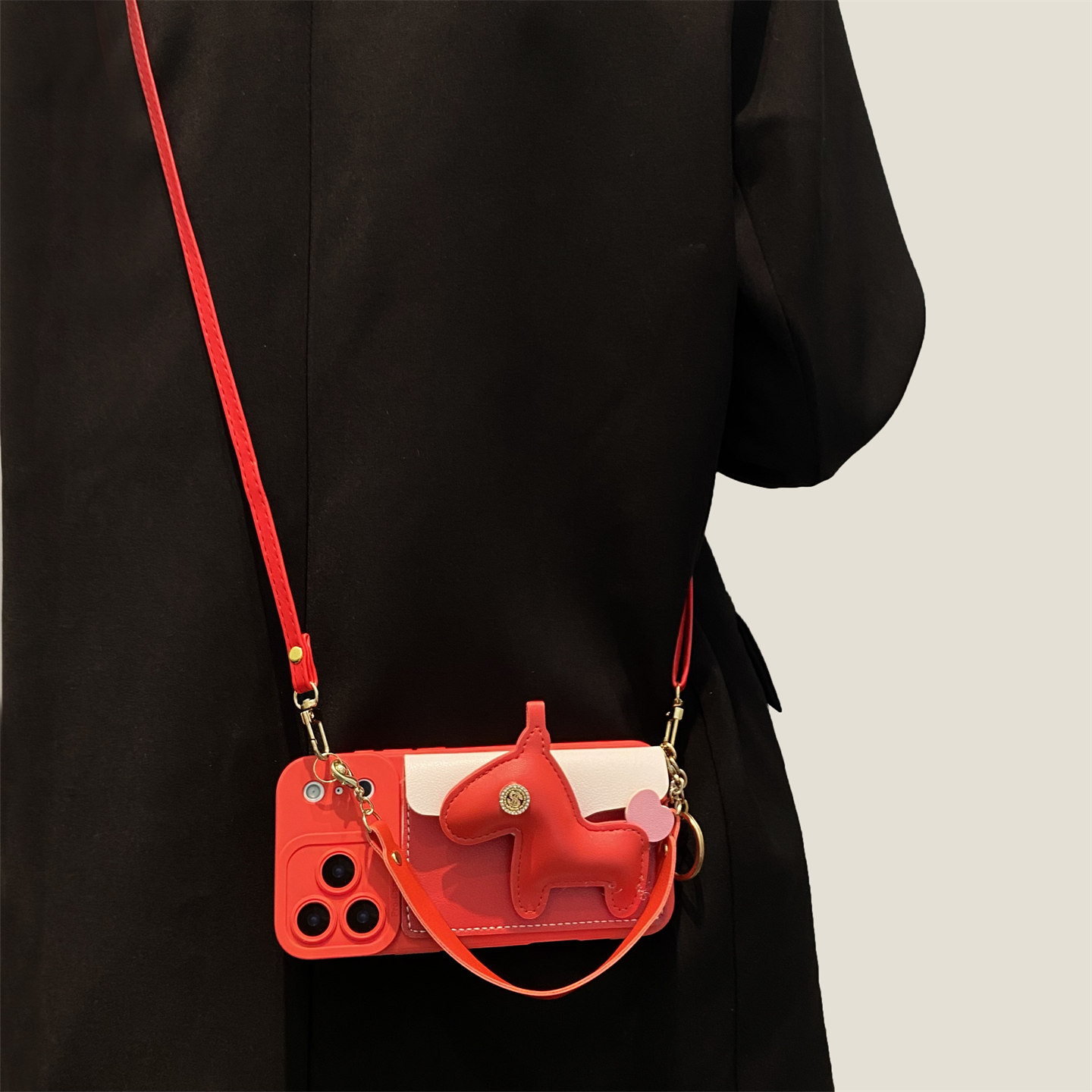 红色小马零钱包手机壳斜跨背带