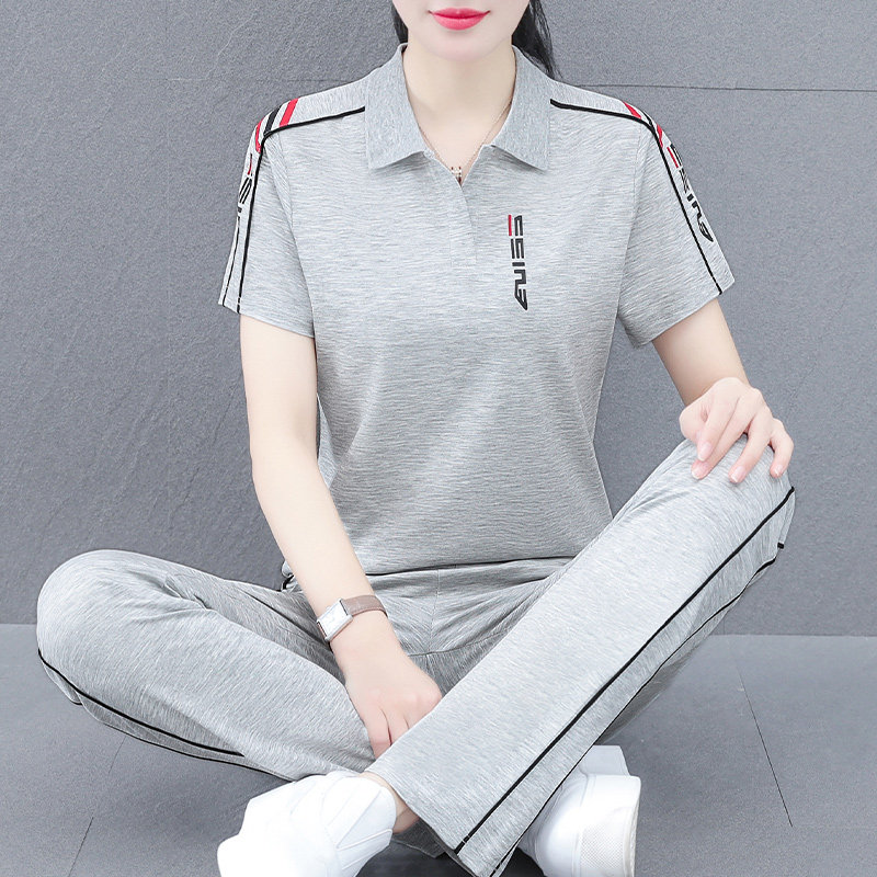 2026新款冰丝运动服套装女夏季中年妈妈休闲灰色短袖直筒裤两件套