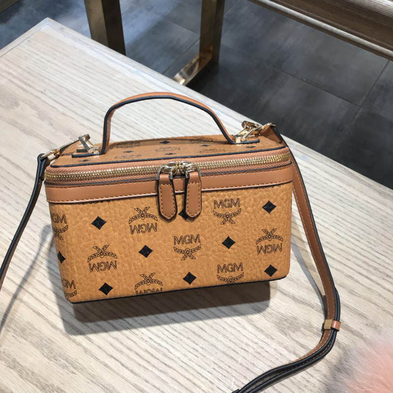 新款小箱子包韩版印花字母斜挎包手提韩版化妆包大容量盒子单肩包