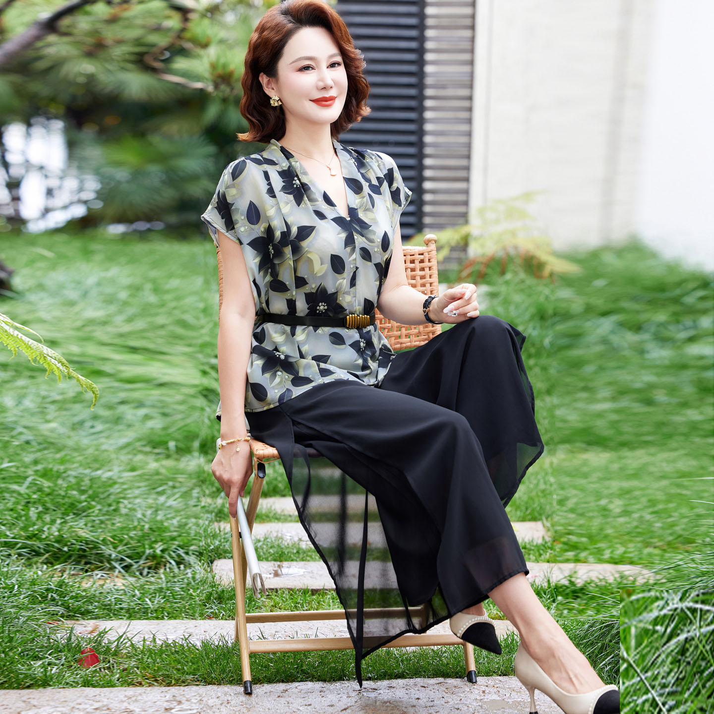 高级感妈妈夏装时尚短袖两件套装减龄贵夫人上衣服气质中老年女装