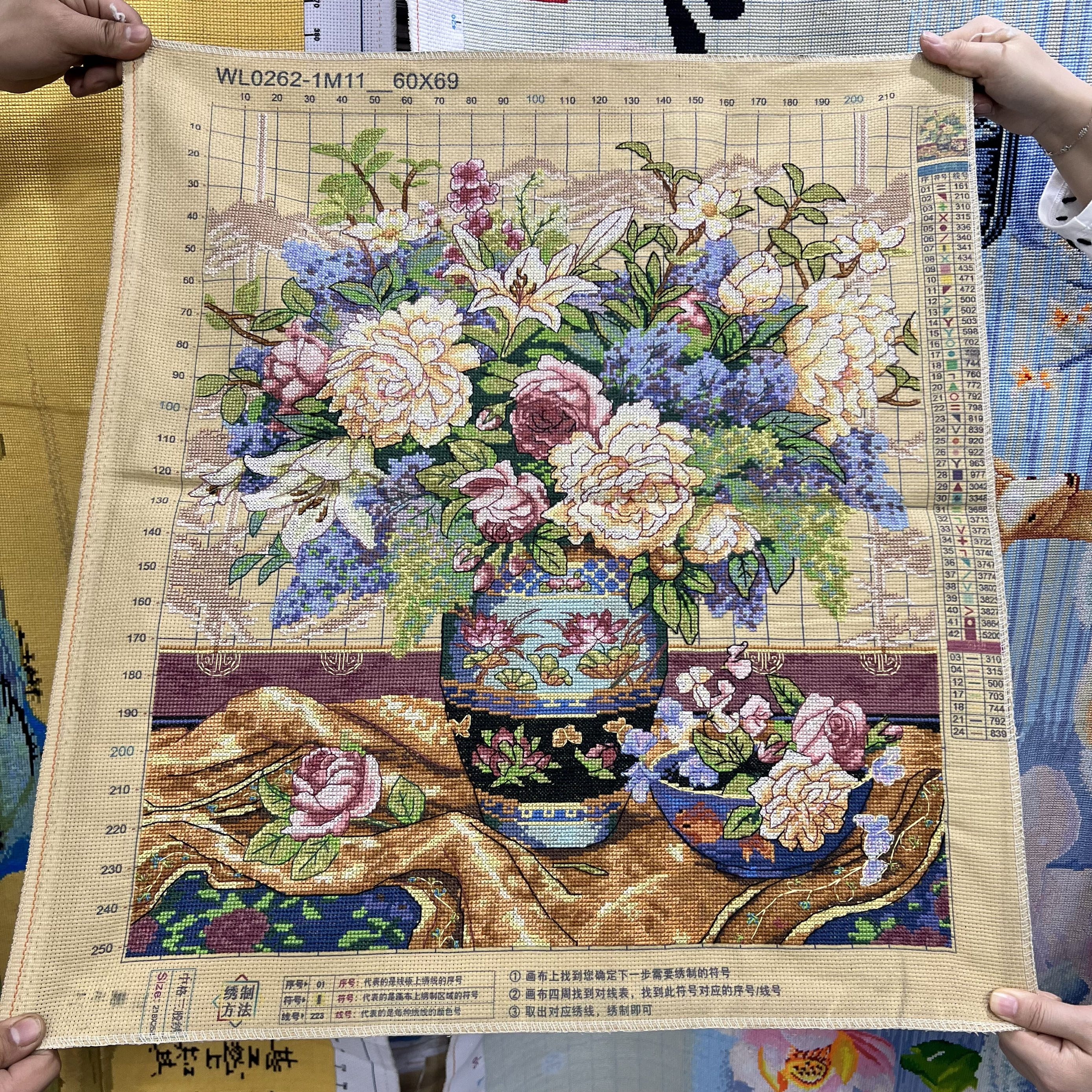 纯手工绣好的十字绣成品新款雍容华贵彩瓷花瓶客厅餐厅卧室装饰画