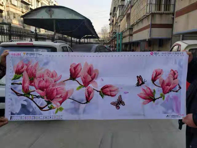 纯手工绣好的十字绣成品新款蝶戏玉兰玉兰花客厅餐厅卧室装饰画