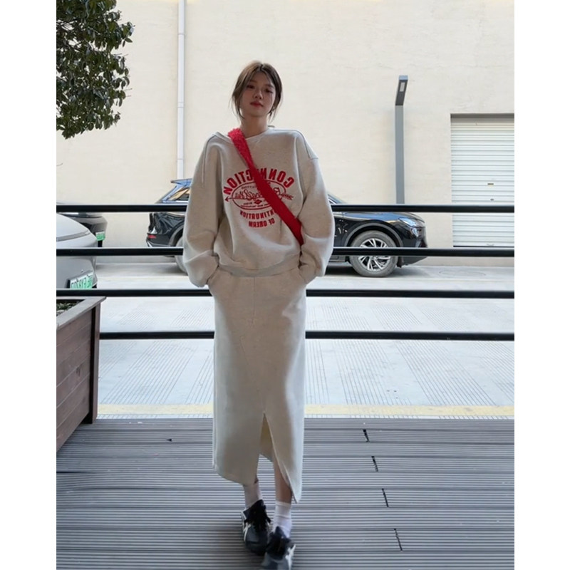 慵懒风宽松秋冬女装时尚休闲高级感卫衣半身裙两件套灰色运动套装