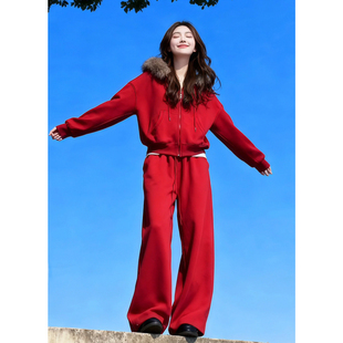 运动套装女2025新款冬装红色复古高级感加绒毛领卫衣两件套小香风