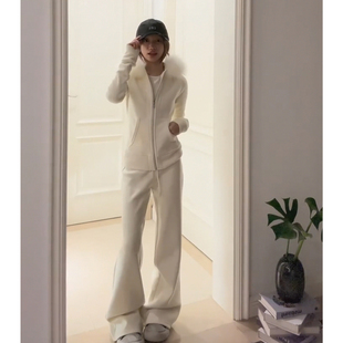 2026超火冬装一整套韩系小香风休闲运动高级感加绒毛领卫衣两件套