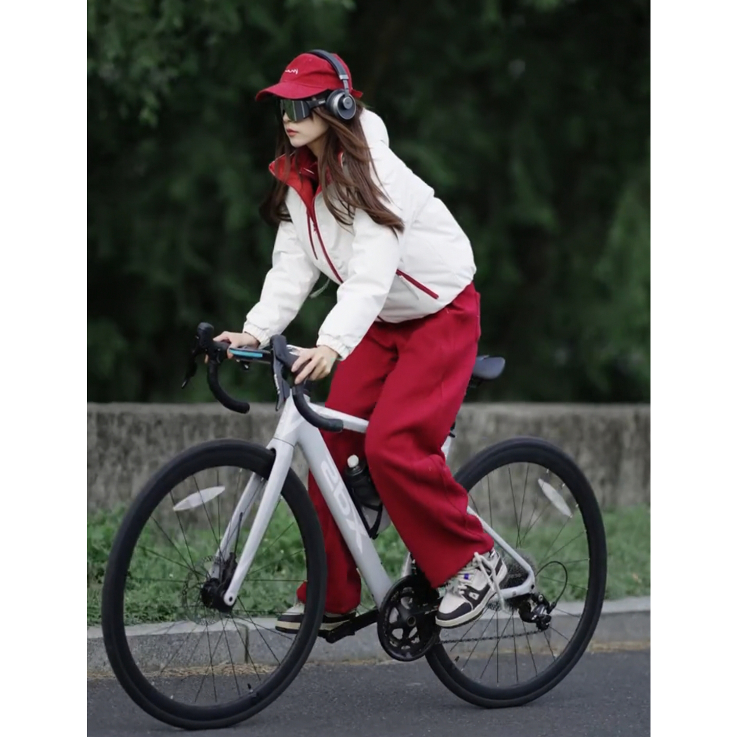 高级感网红秋冬加绒保暖棉服卫衣