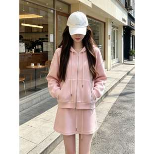 休闲运动套装女秋冬新款高级感巨好看小个子粉色卫衣半身裙两件套