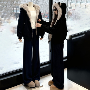 2025超火冬装一整套韩系慵懒复古高级感运动服加绒毛领卫衣两件套