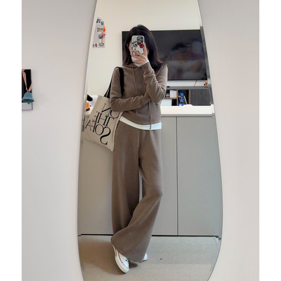 巨显瘦的针织连帽卫衣休闲运动服