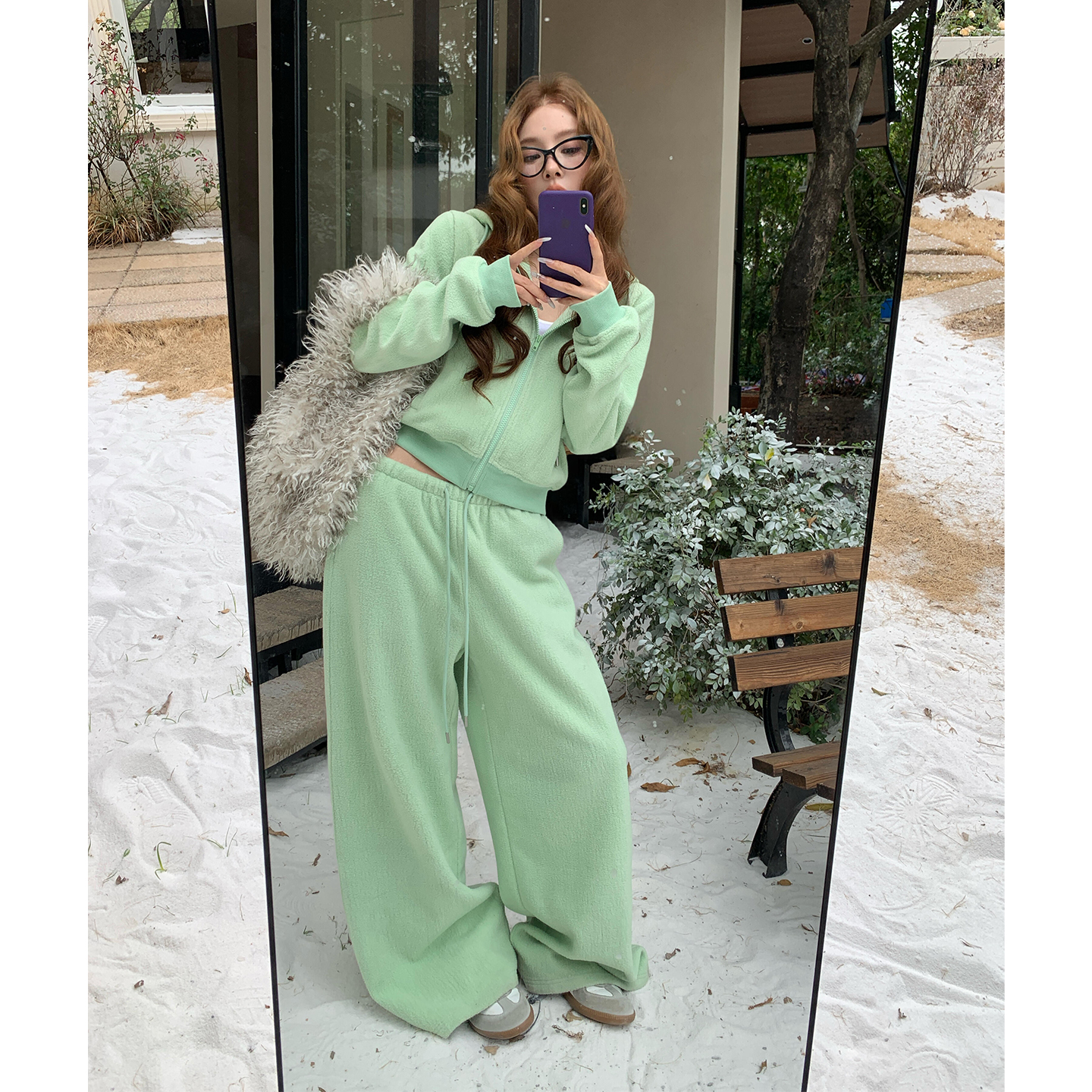 巨好看的绿色摇粒绒卫衣运动套装