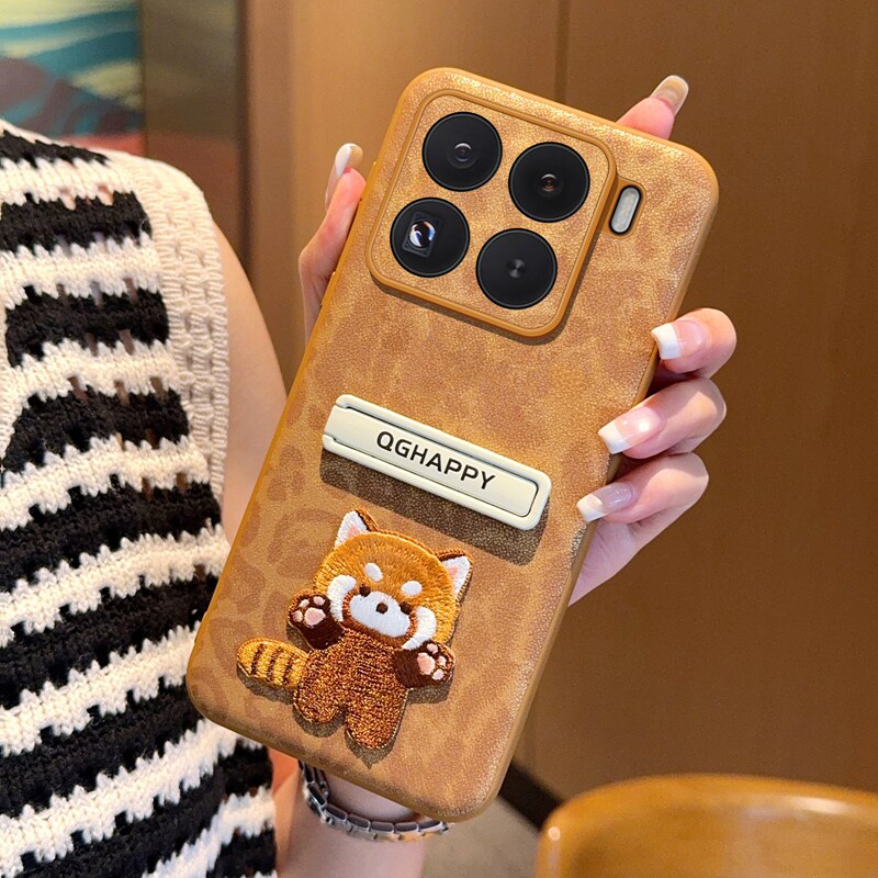 适用小米15手机壳新款卡通刺绣猫米15Pro潮流豹纹皮质美拉德棕米15PRO素皮外壳5g带支架款mi15防摔保护套女款