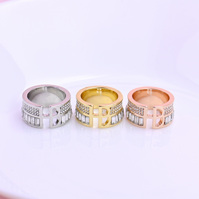 个性欧美冷淡风满钻宽面字母镂空