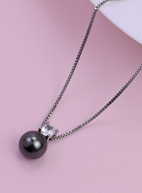 精致绿玛瑙施家珍珠锆石镶嵌项链