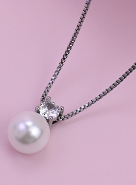 精致绿玛瑙施家珍珠锆石镶嵌项链