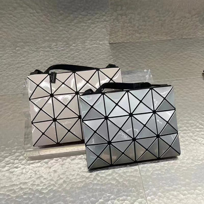日本Lucent几何菱格单肩斜挎小包3×4格休闲时尚亮面纯色女包百搭