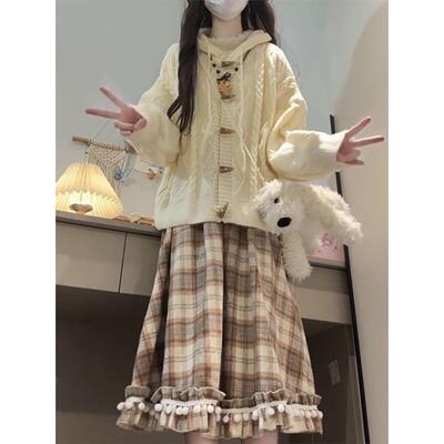 牛角扣连帽毛衣针织开衫