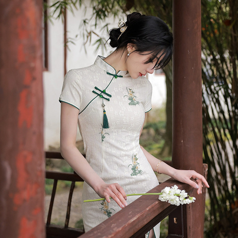 白色旗袍改良女夏季年轻款少女小个子短款小清新2025年新款中国风