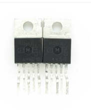 BTS442E2 直插TO-220 汽车电脑版易损芯片三极管电桥驱动三极管IC