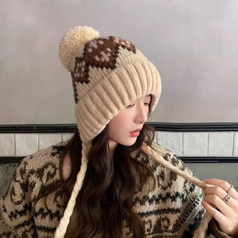 复古菱格提花针织帽子女冬季毛球保暖护耳毛线帽显脸小辫子套头帽,服饰配件/皮带/帽子/围巾,帽子,淘宝优惠券,粉丝福利购,淘宝优惠卷