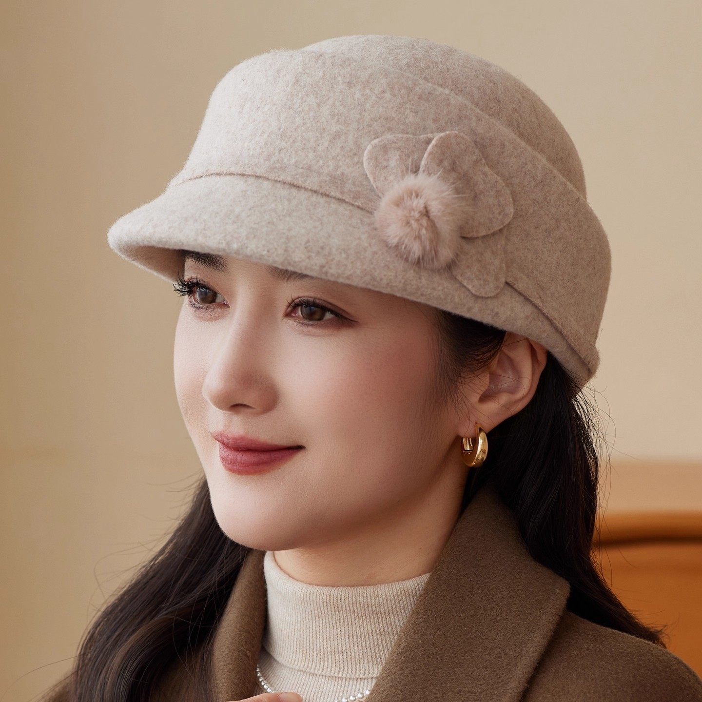 中老年羊毛呢帽子女秋冬优雅气质百搭保暖妈妈帽显脸小花朵马术帽