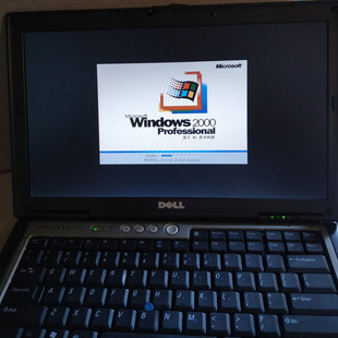 windows2000笔记本电脑 可以调试工业设备 带串口