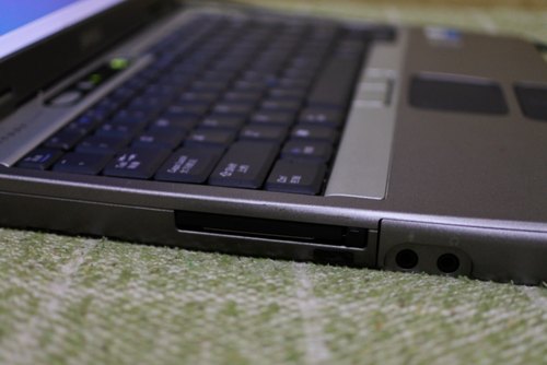 带串口戴尔delldell8成新