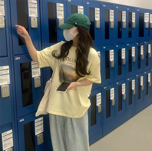奶黄色chic港味复古纯棉短袖花朵