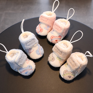 冬季 男女宝宝软底步前防掉鞋 12个月 婴儿鞋 毛绒加厚保暖棉鞋