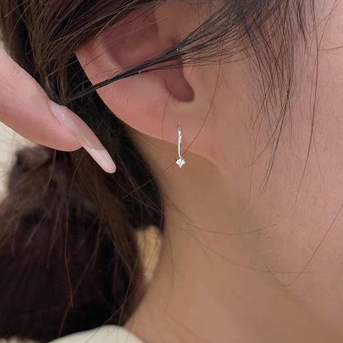 S999足银水滴锆石养耳洞耳钉
