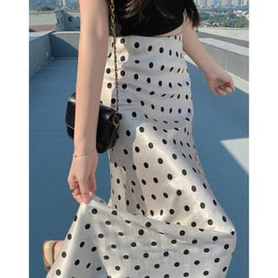 法式高级感气质缎面波点鱼尾裙女夏季小个子遮胯显瘦垂感半身裙