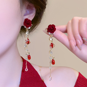 复古超仙丝绒红玫瑰耳环高级感长款 水滴玫瑰 法式 流苏耳钉耳饰女