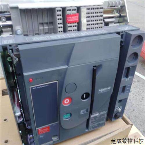 议价施耐德全新框架断路器MVS10N3D50